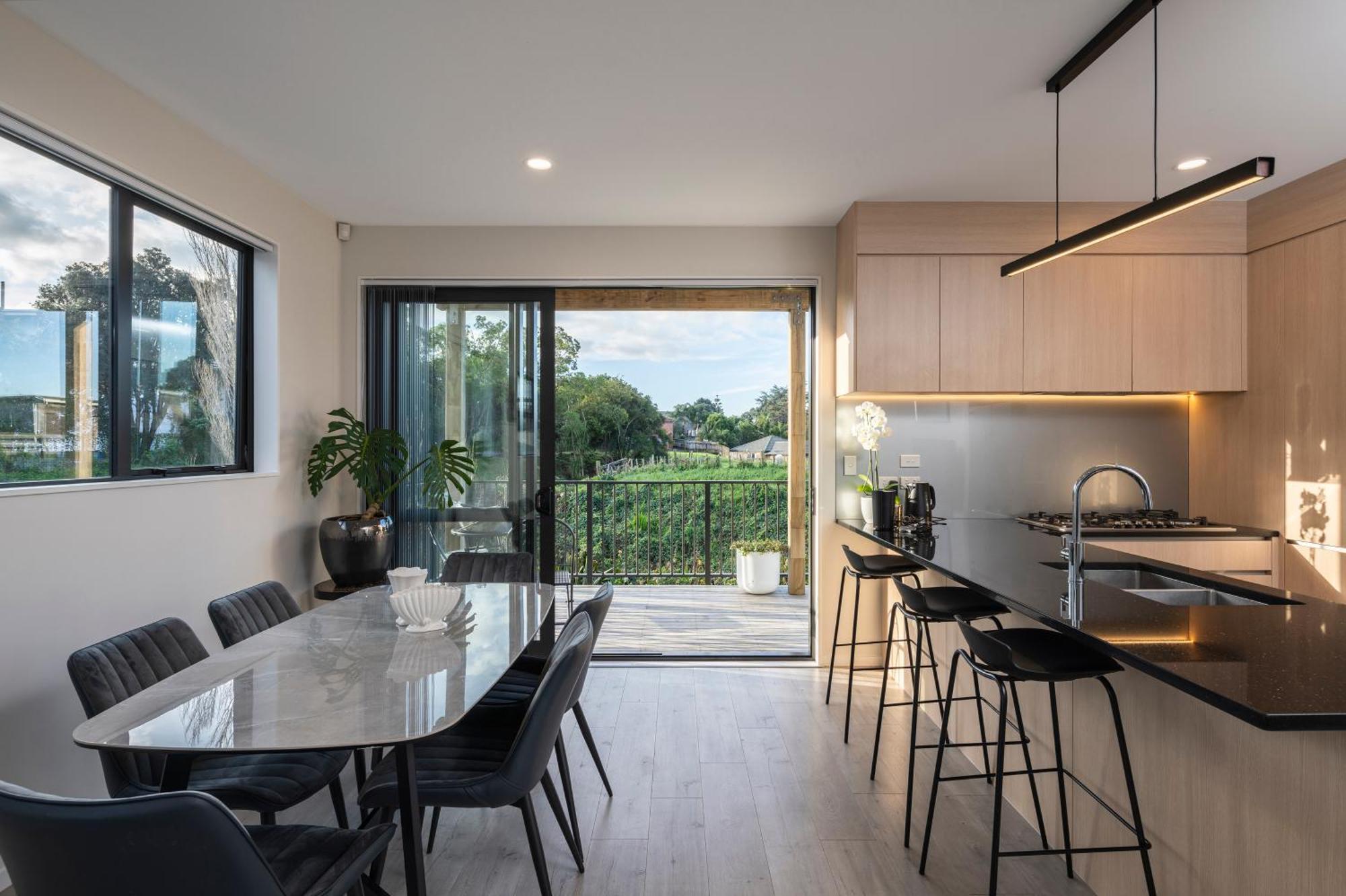 Modern Immaculate Residence In Mount Wellington Окленд Екстер'єр фото